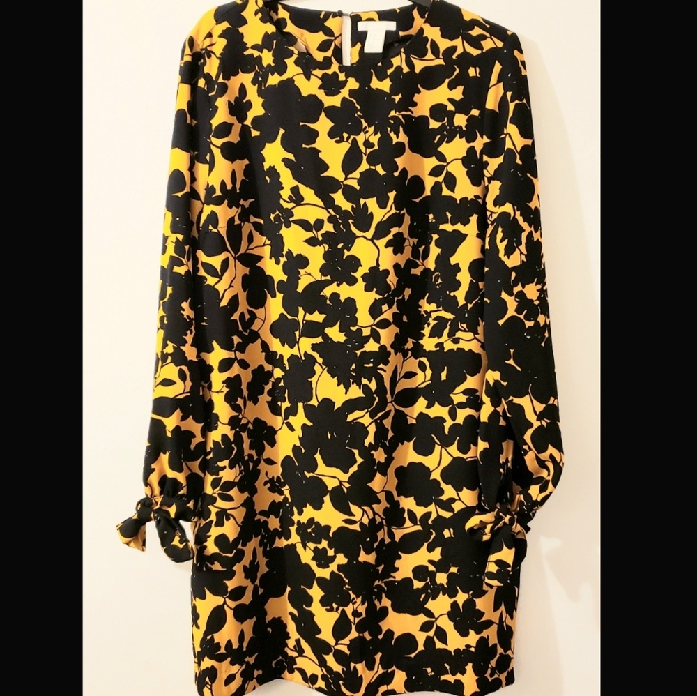 Gold/Dark Blue Patterned Dress
